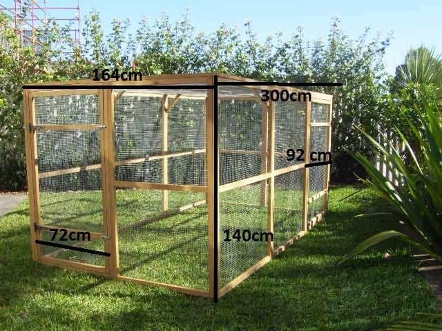 Somerzby large Guinea pig hutch run dimensions