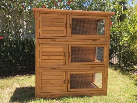 Somerzby Tri Level Rabbit Hutch Breeding Bank