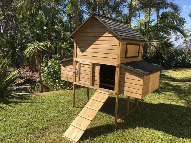 Cabana Hen House for 9-12 Chickens