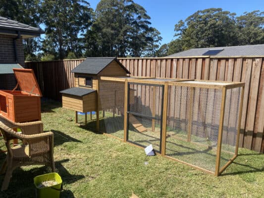 Cabana and Run in a customer's backyard